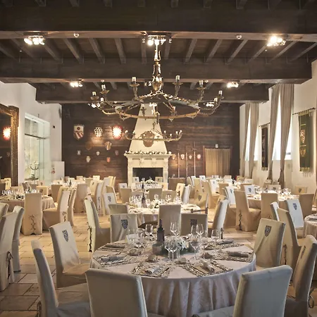 Otel Torre Del Parco